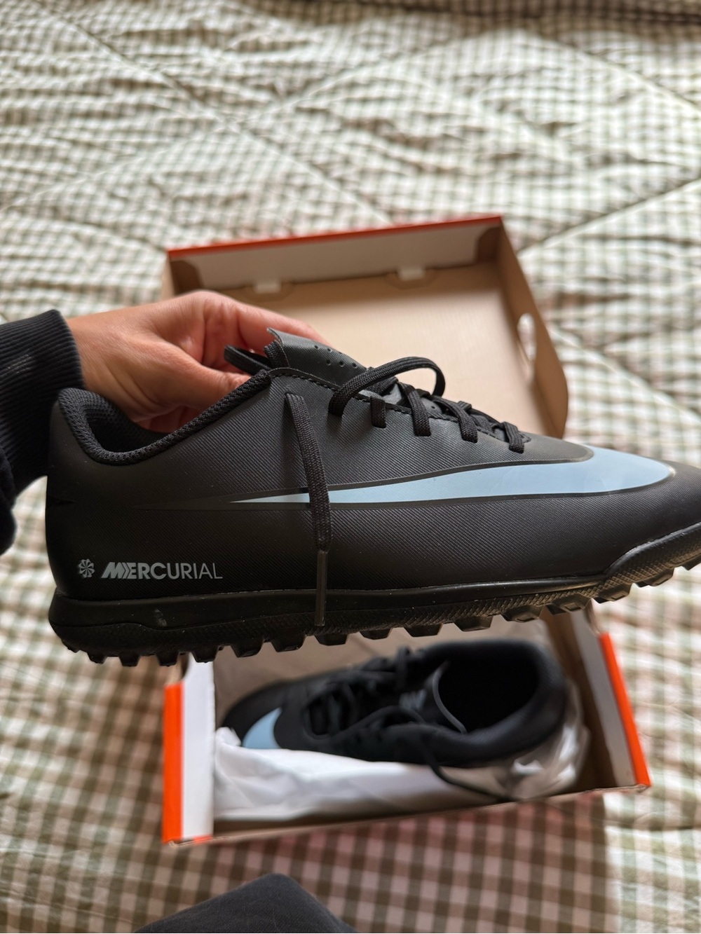 Nike Mercurial vapor 16 Club Turf Soccer Cleats Women